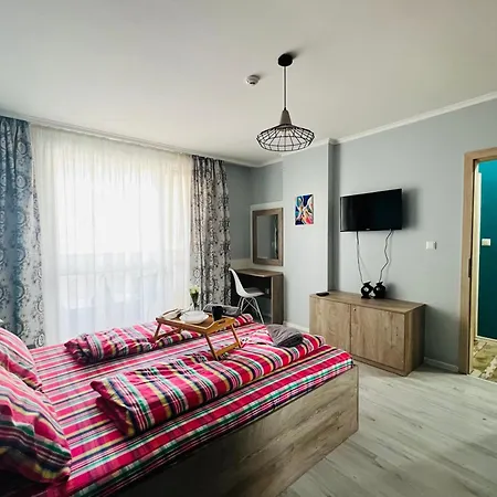 Apartament Flower 7 *